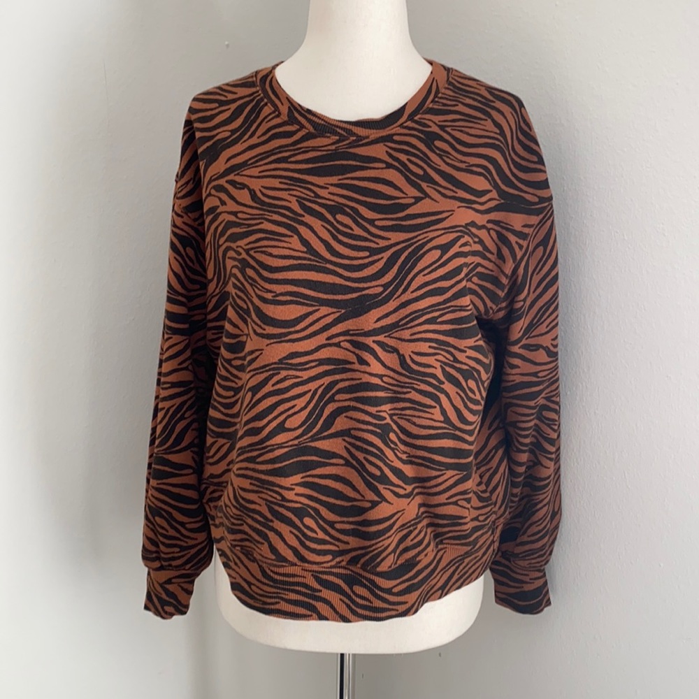 Anthropologie - Monrow Tiger Print Sweatshirt Top - S